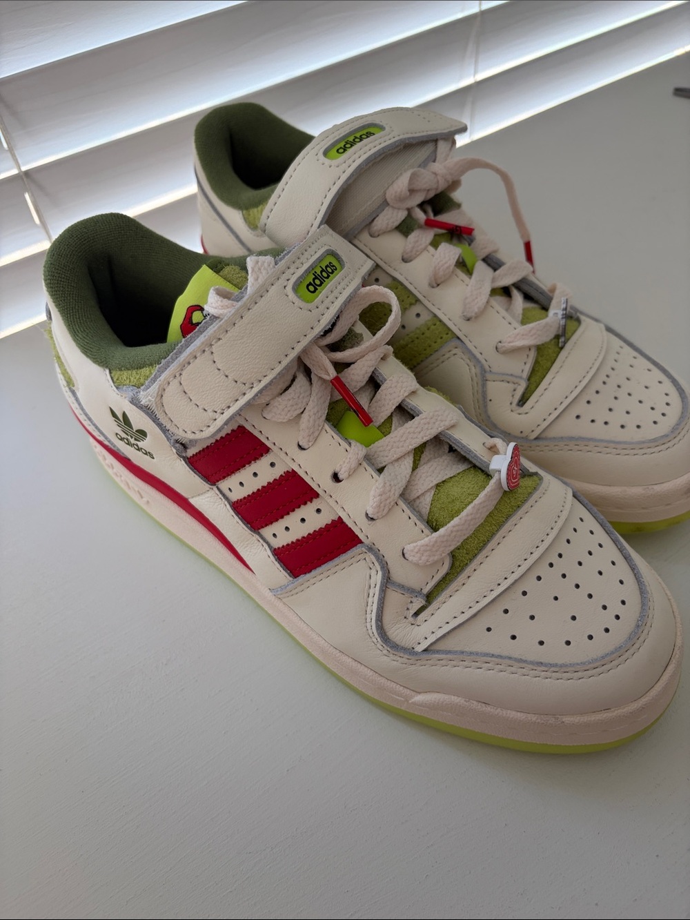 adidas grinch White Sneakers with Red & Green Accents / like new